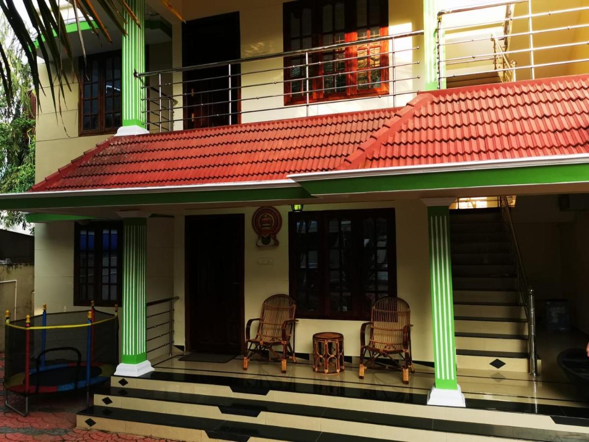 J2 Home Stay - Luxury Homes With Caravan Services Thiruvananthapuram Exterior foto
